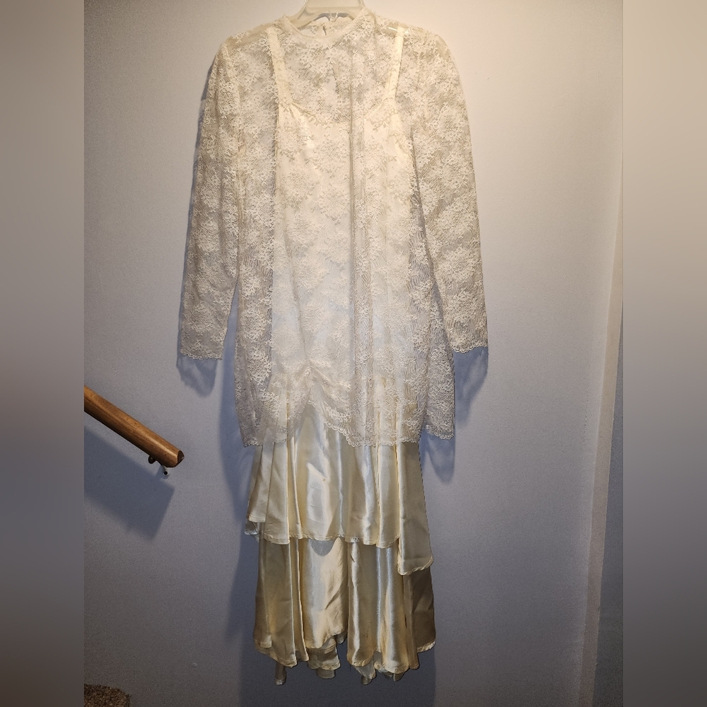 Vintage Elegant Cream Ivory Satin Lace Dress S